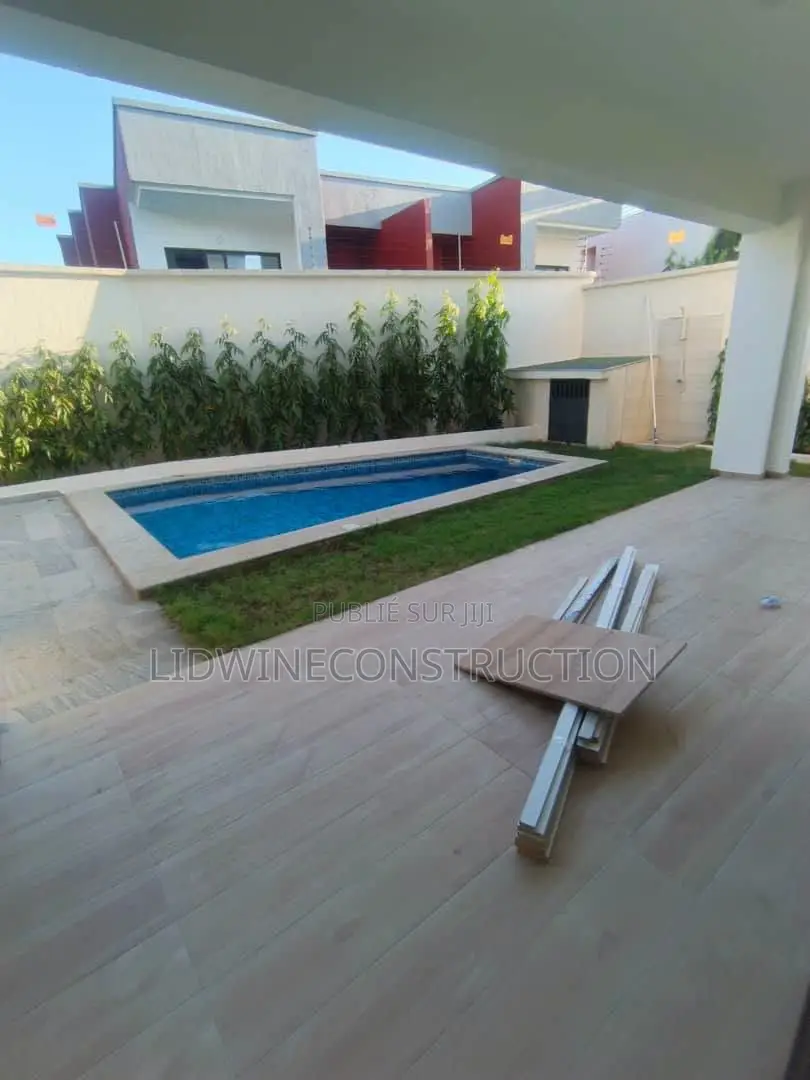 4chbre Duplex dans Bingerville à Louer