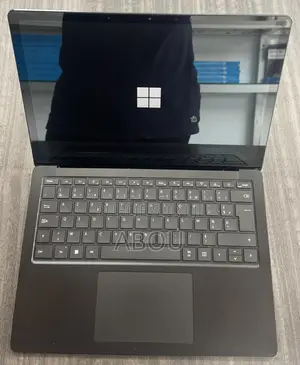 Microsoft Surface Laptop 4 16GB AMD Ryzen 5 SSD 256GB
