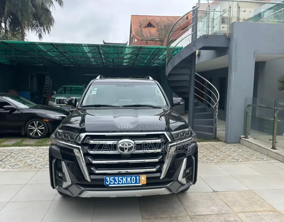 Toyota Land Cruiser 4.5 V8 VXR 2021 Noir