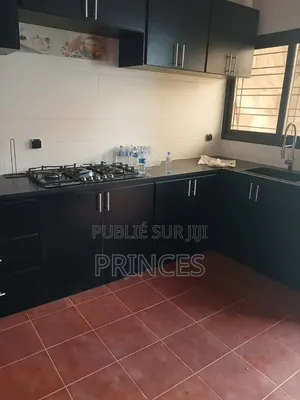 6chbre Duplex dans Prince Immobilier, Bingerville à Vendre