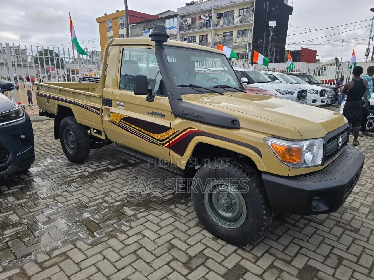 Nouveau Toyota Land Cruiser First Edition 2026 Beige