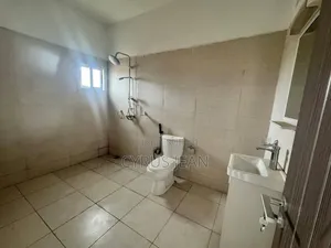 5chbre Duplex dans Cocody à Louer