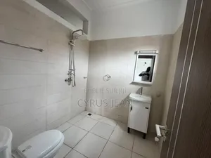 5chbre Duplex dans Cocody à Louer