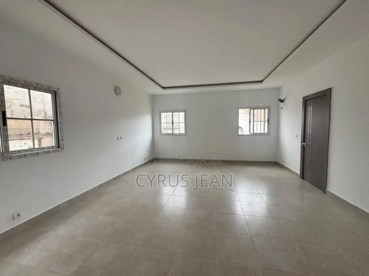 5chbre Duplex dans Cocody à Louer