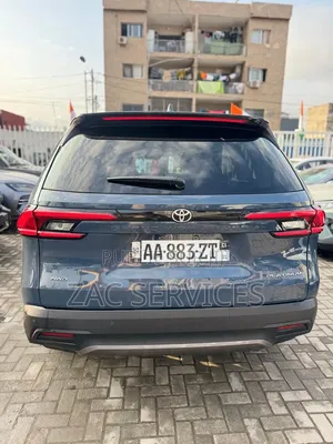 Toyota Grand Highlander Platinum AWD 2024 Gris