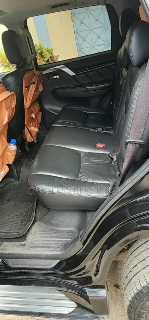 Mitsubishi Pajero V80 3.5 V6 GL/GLS 2020 Noir