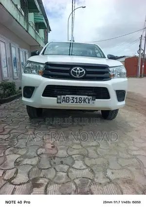 Nouveau Toyota Hilux 2025 Blanc
