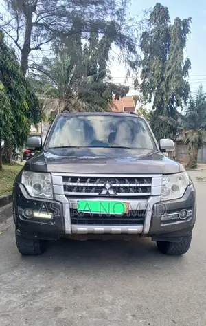 Mitsubishi Pajero 2017 Noir