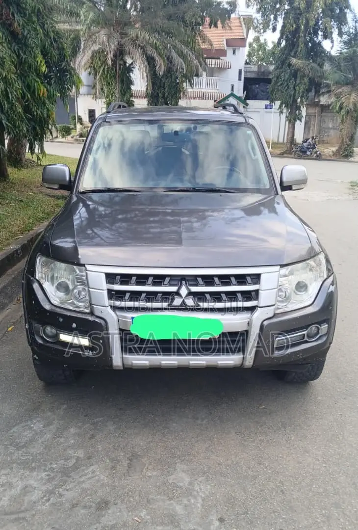 Mitsubishi Pajero 2017 Noir