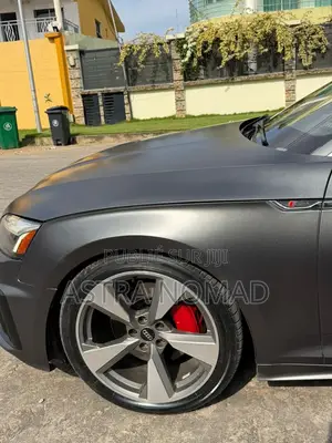 Audi A5 2021 Noir