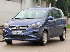 Nouveau Toyota Rumion 2024 Bleu