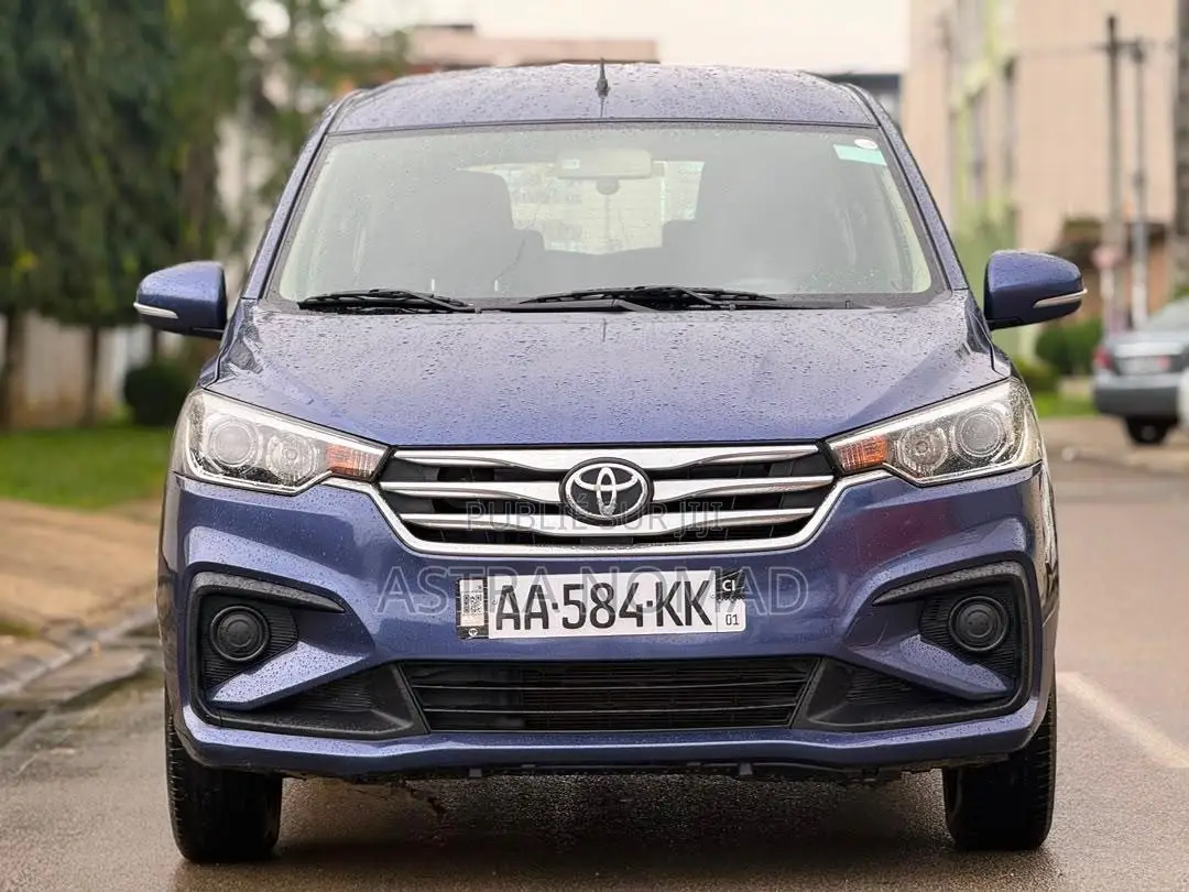 Nouveau Toyota Rumion 2024 Bleu
