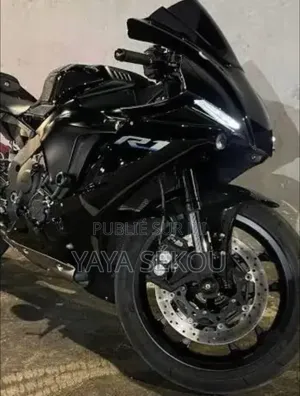 Nouveau Yamaha DT125 2026 Noir