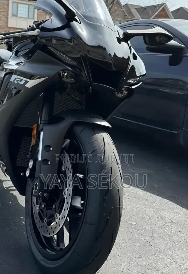 Nouveau Yamaha DT125 2026 Noir