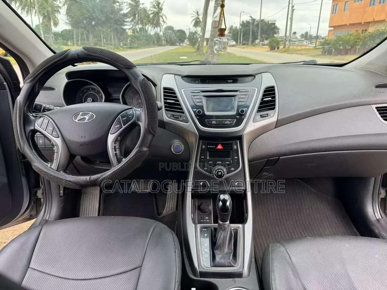 Hyundai Elantra 2016 Gris
