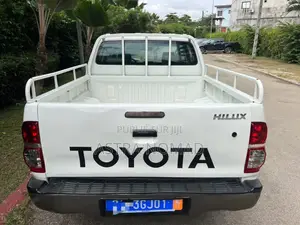 Toyota Hilux 2014 Blanc