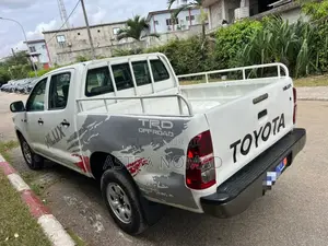 Toyota Hilux 2014 Blanc