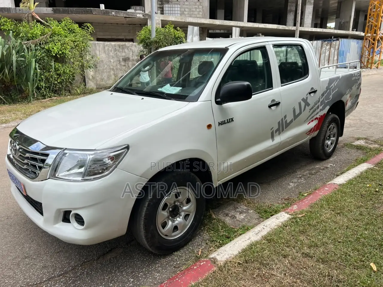 Toyota Hilux 2014 Blanc