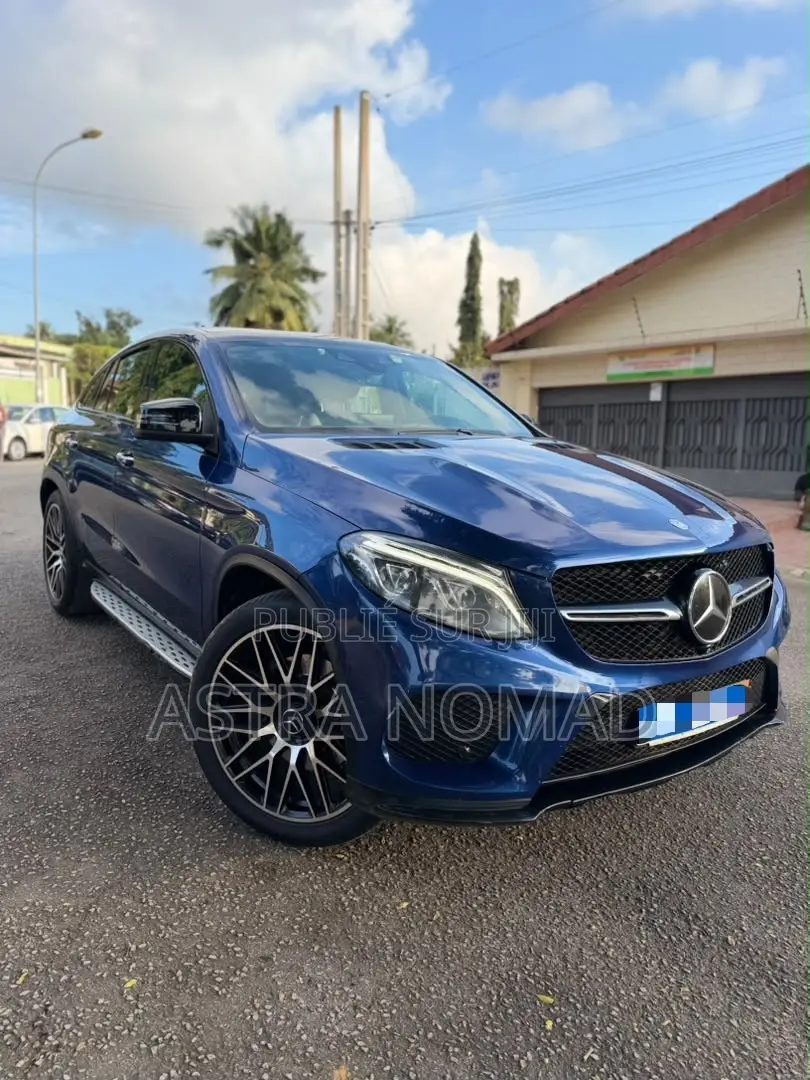 Mercedes-Benz GLE-Class 2017 Bleu