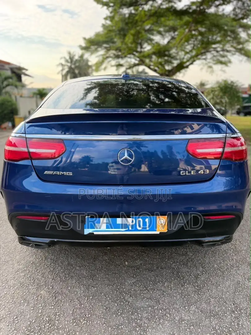 Mercedes-Benz GLE-Class 2017 Bleu