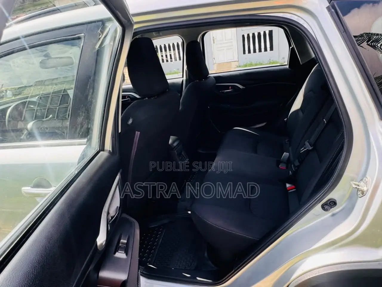 Nouveau Toyota Urban Cruiser 2025 Gris
