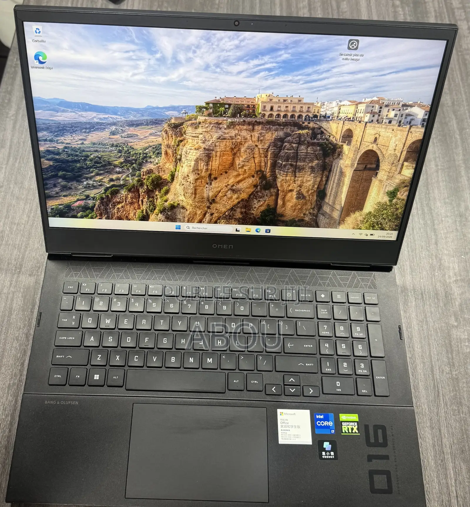 Ordinateur portable HP Omen 16 16GB Intel Core i7 SSD 512GB