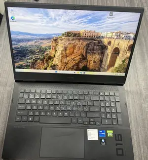 Ordinateur portable HP Omen 16 16GB Intel Core i7 SSD 512GB