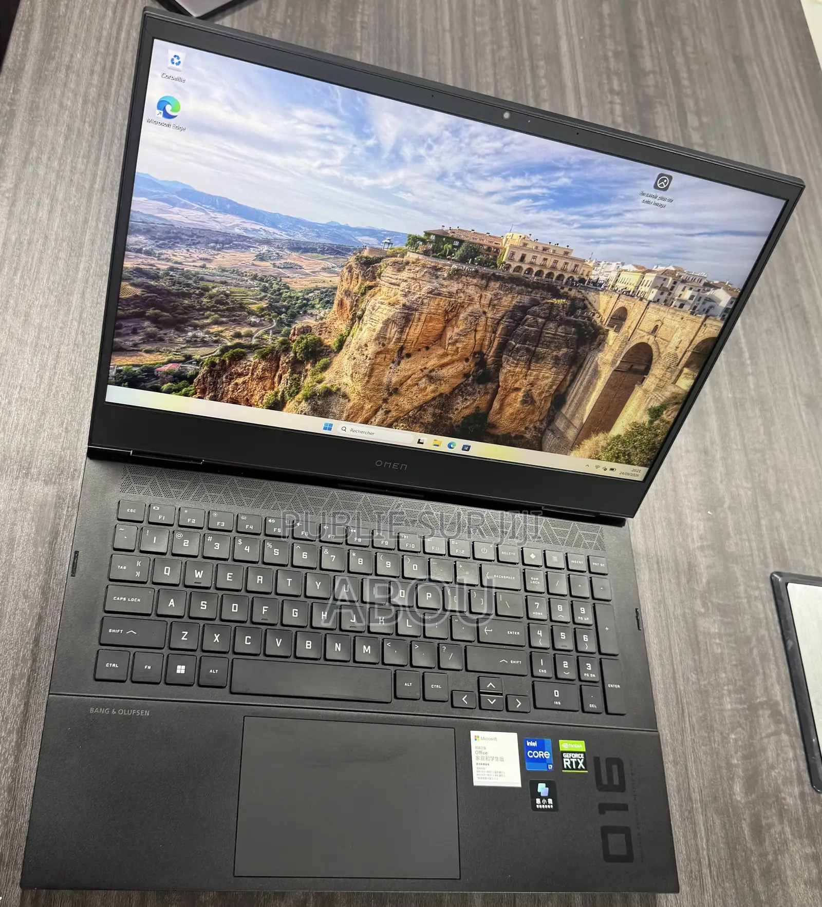 Ordinateur portable HP Omen 16 16GB Intel Core i7 SSD 512GB
