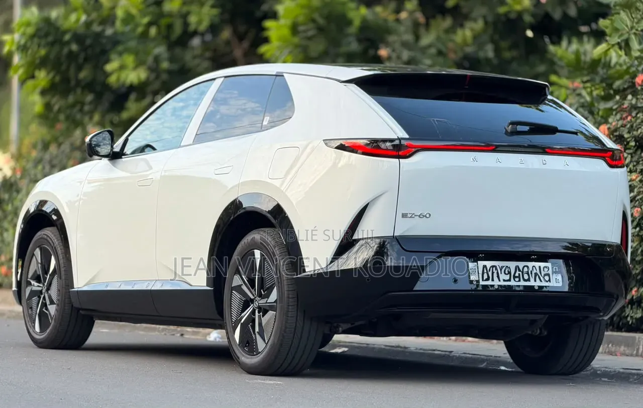 Nouveau Mazda CX-60 2025 Blanc