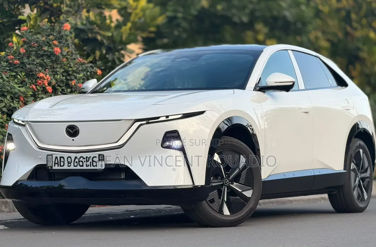 Nouveau Mazda CX-60 2025 Blanc