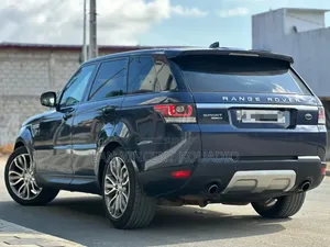 Land Rover Range Rover Sport HSE 4x4 (3.0L 6cyl 8A) 2017 Bleu