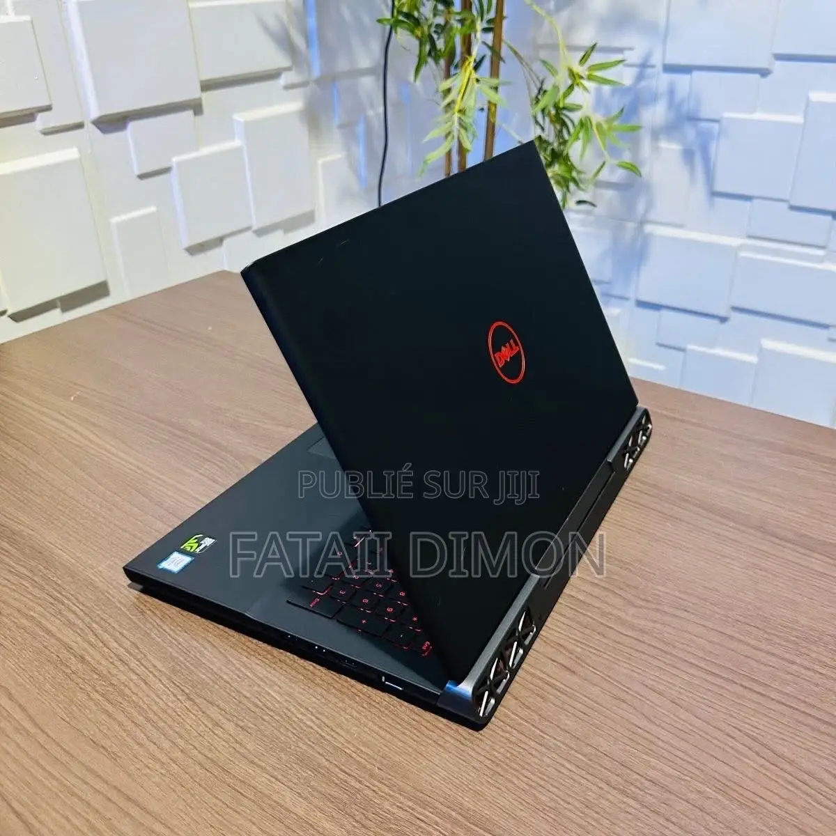 Nouveau Dell Precision 15 7550 16GB Intel Core i7 SSD 512GB