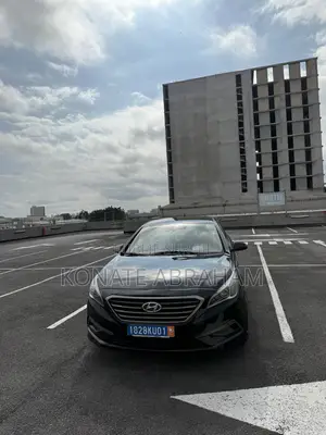 Hyundai Sonata Limited 2.0T Seban (2.0L 4cyl 6A) 2016 Noir
