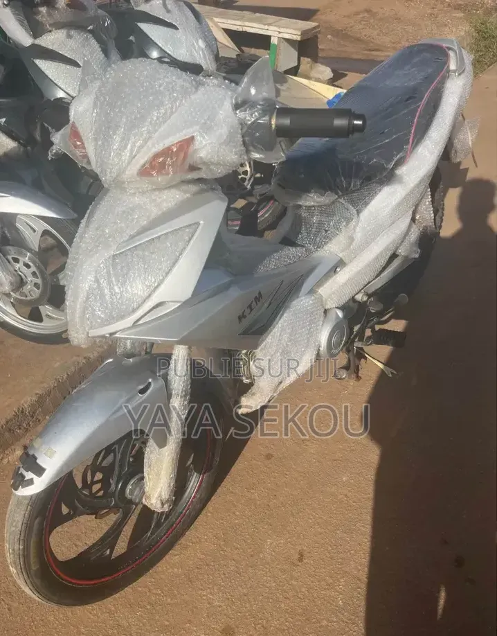 Nouveau KTM RC 125 2026 Noir