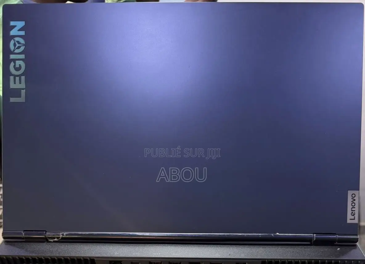 Ordinateur portable Lenovo Legion 5 16GB AMD Ryzen 5 SSD 512GB