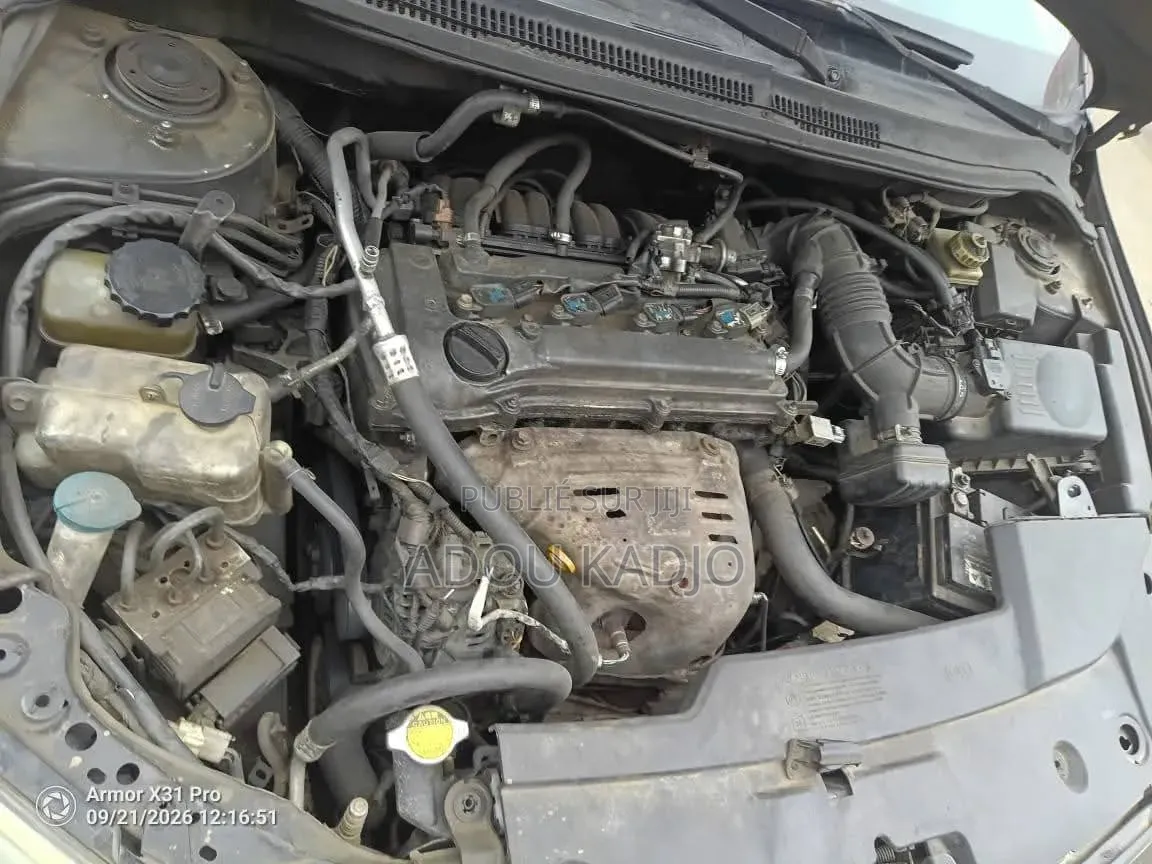Toyota Avensis 1.8 Executive 2005 Gris