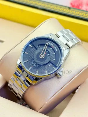 Keep Moving Montre Homme De Luxe Quartz Analogique