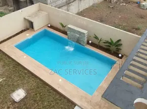 13chbre Duplex dans Zac Services, Cocody à Vendre