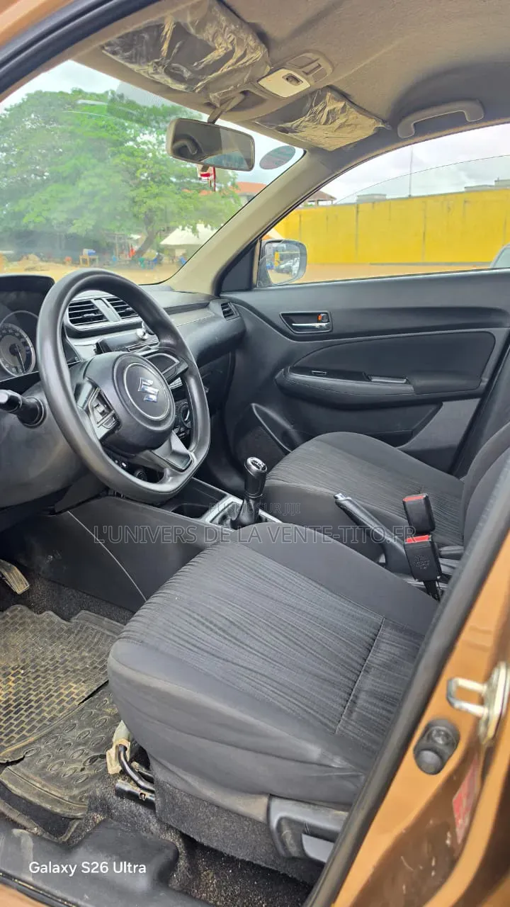Suzuki Dzire 2024 Marron