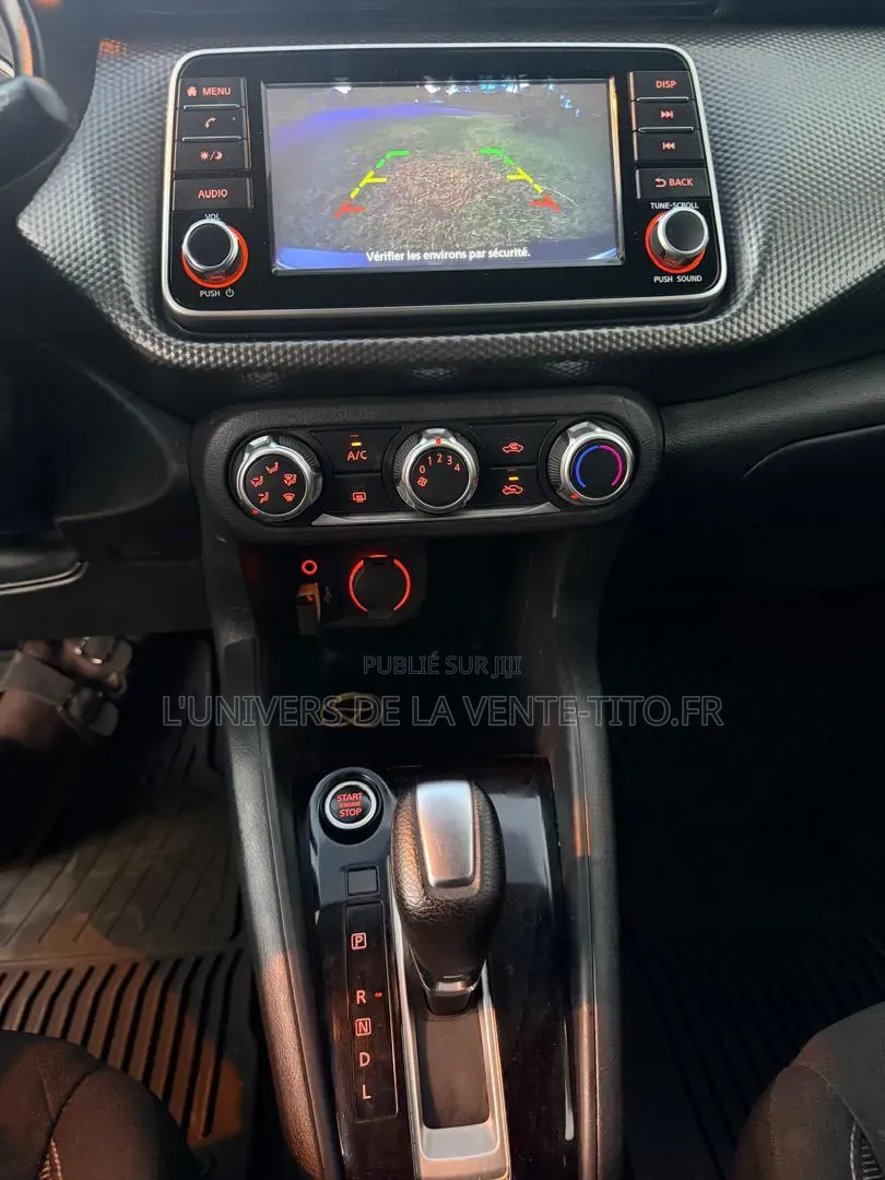 Toyota C-HR XLE FWD Sport Utility (2.0L 4cyl 2AM) 2018 Noir