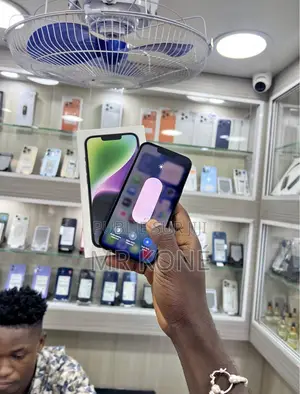Nouveau Pomme iPhone 14 128 GB Noir