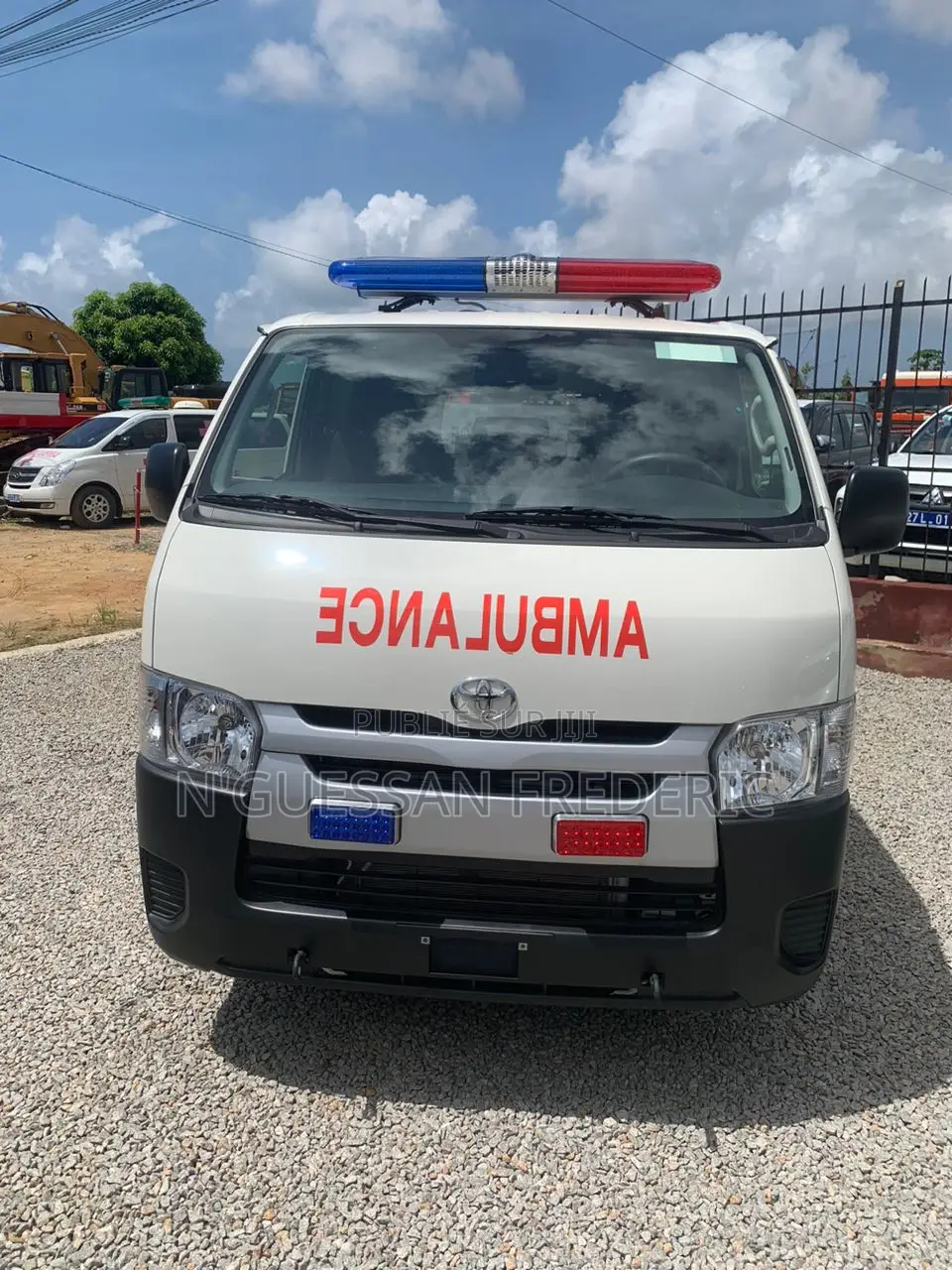 Nouveau Toyota HiAce 2026 Blanc