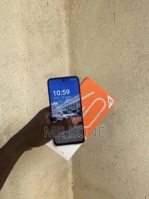 Nouveau Tecno Spark 40 128 GB Gris