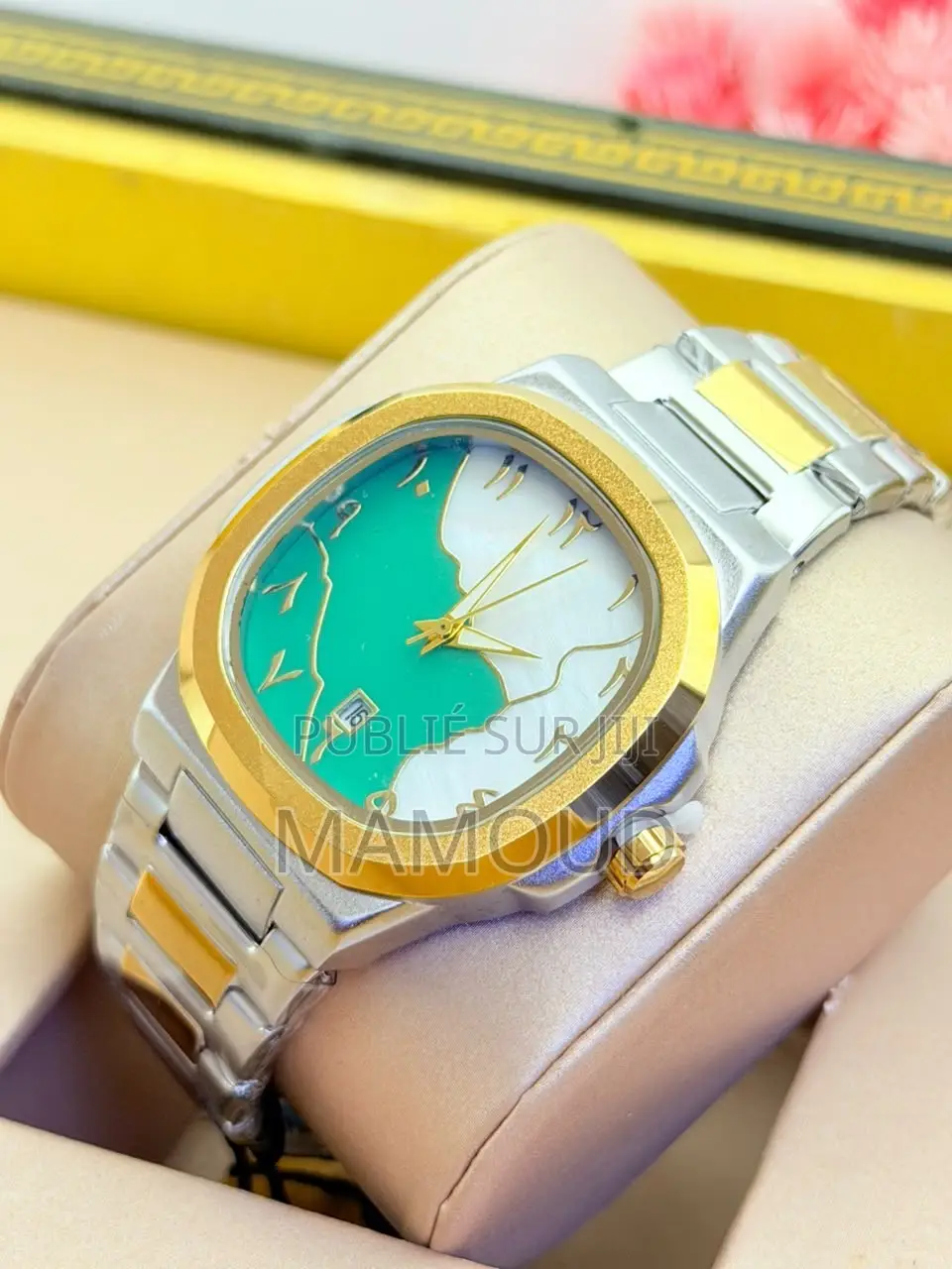Montre De Qualité Et De Luxe