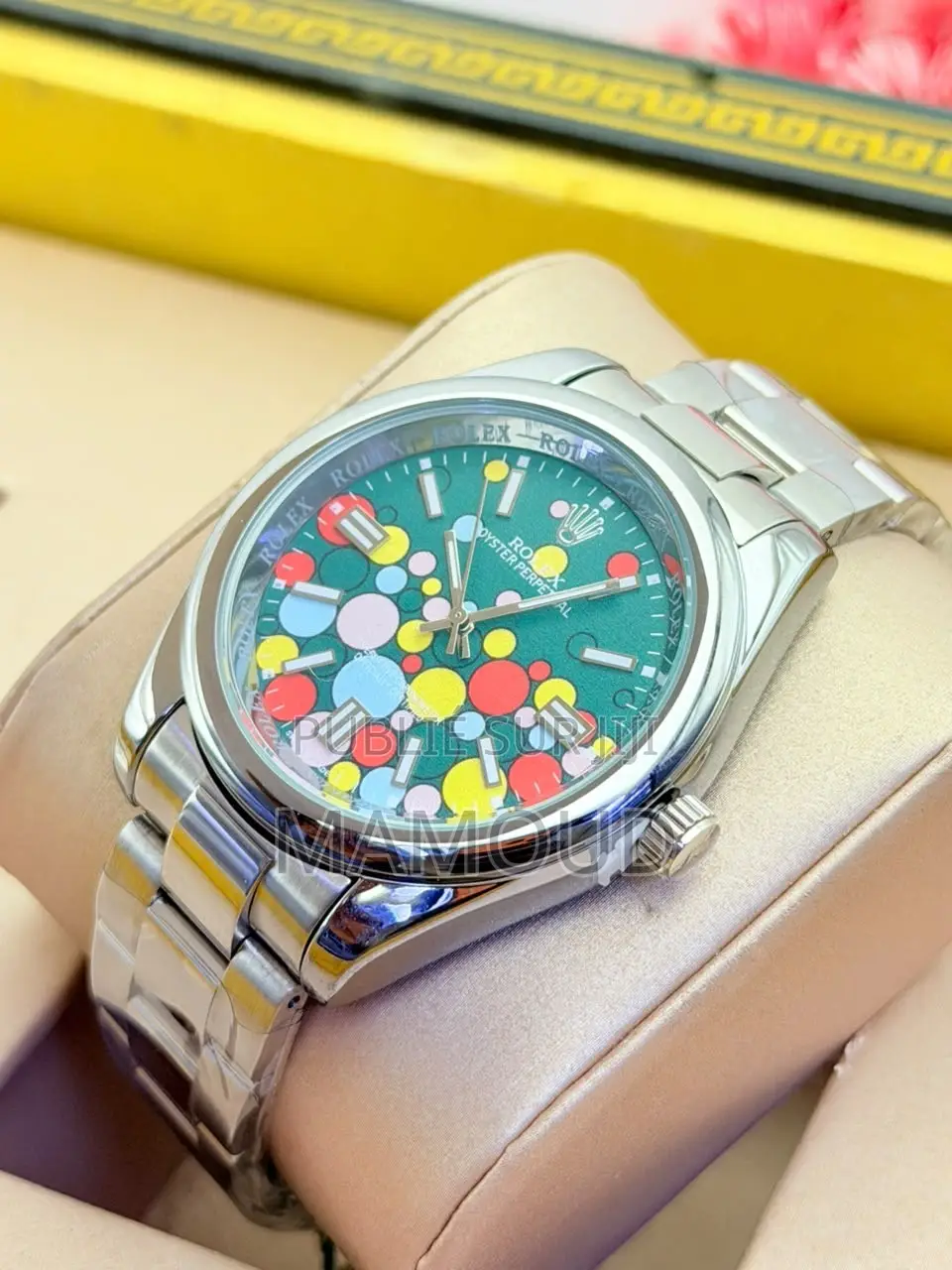 Montre De Qualité Et De Luxe