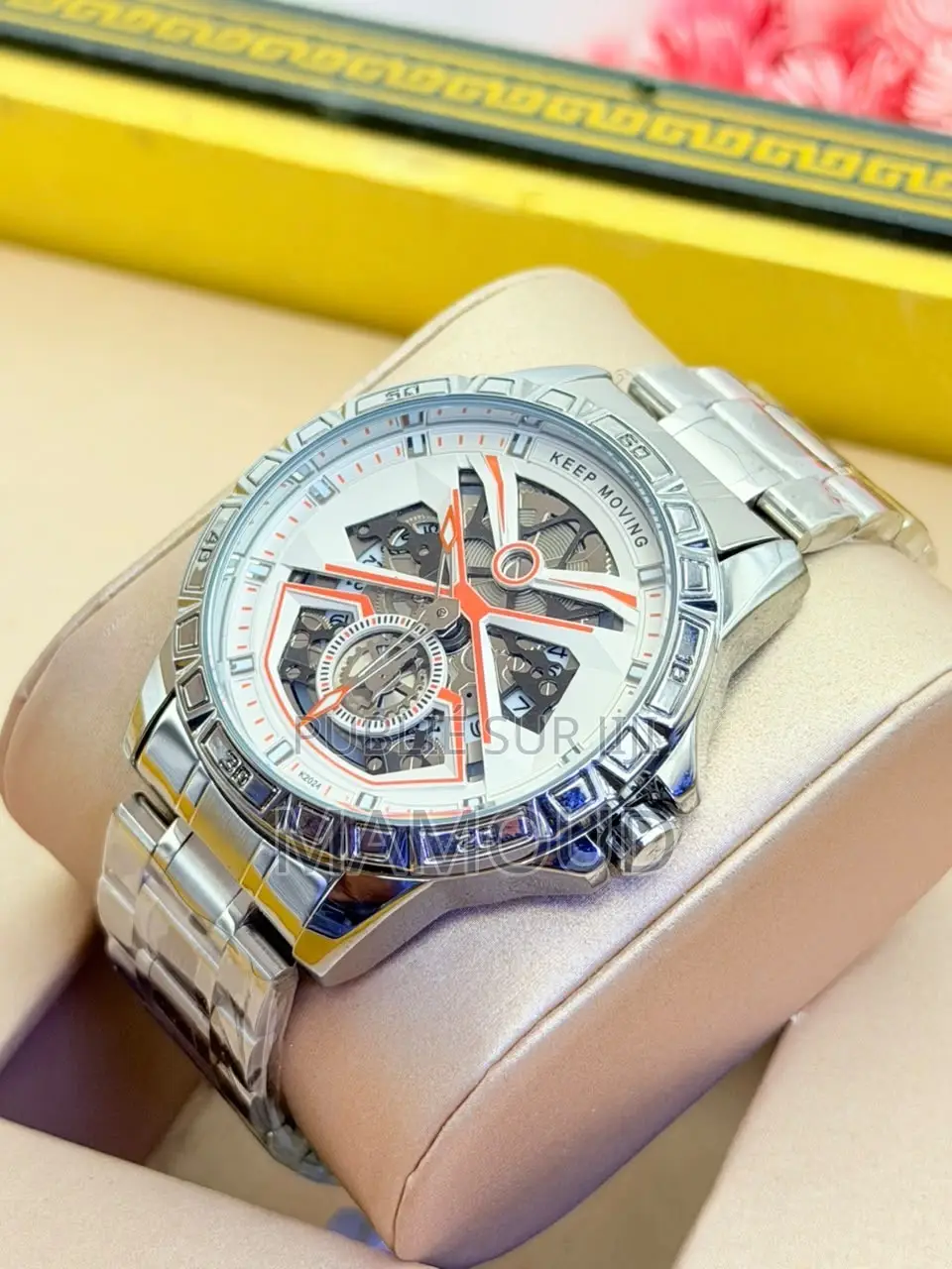 Montre De Qualité Et De Luxe