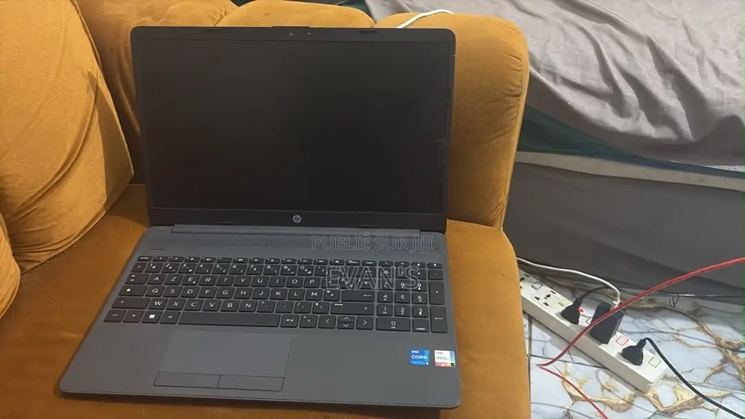 HP Pavilion Gaming Laptop 15-dk2xxx 8GB Intel Core i5 SSD 500GB