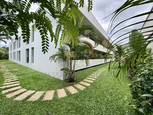 3chbre Appartement dans Massa Immobilier, Cocody à Louer
