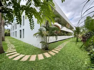 3chbre Appartement dans Massa Immobilier, Cocody à Louer