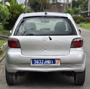 Toyota Yaris 2003 Gris